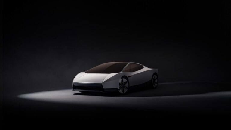 Tesla turns to 50-year-old stunt technology as it tries to Roadster again